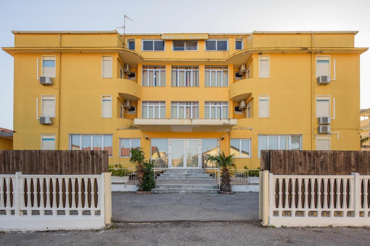 Hotel Rosy Battipaglia Eksteriør billede