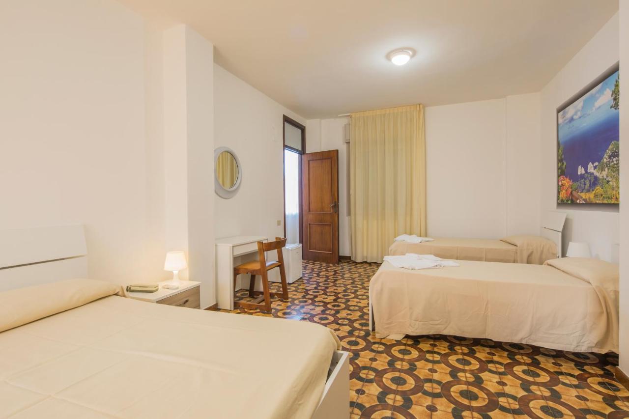 Hotel Rosy Battipaglia Eksteriør billede
